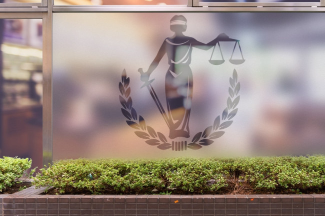 Sticker Logo Justice Dépoli
